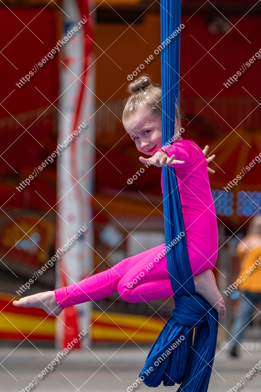 Фото