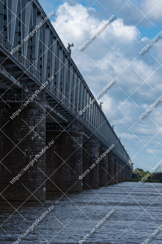 Фото